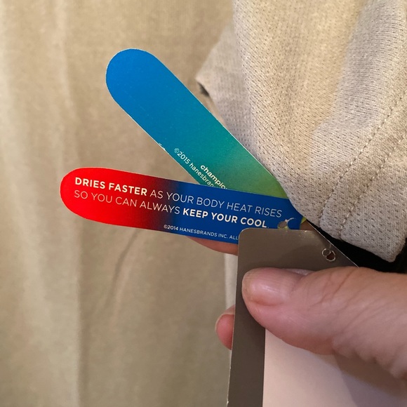 BNWT champion wicking tee large - Picture 6 of 7